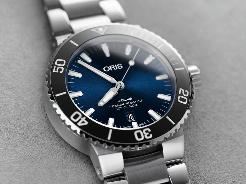ORIS AQUIS DATE 43.5MM 01 733 7730 4135 07 8 24 05PEB Vincent Watch